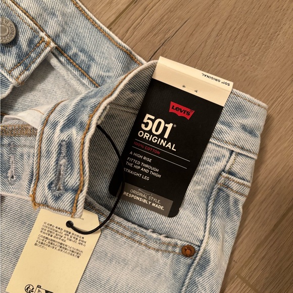 LEVI’S Premium Light Wash Jeans 501 Original High Rise Straight Leg - Picture 4 of 10